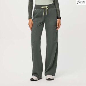 Figs Bonsai Cargo Scrub Pant
